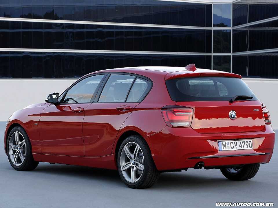 BMW�S�rie 1 2012 - �ngulo traseiro