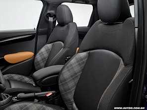 Hatch 3 portas