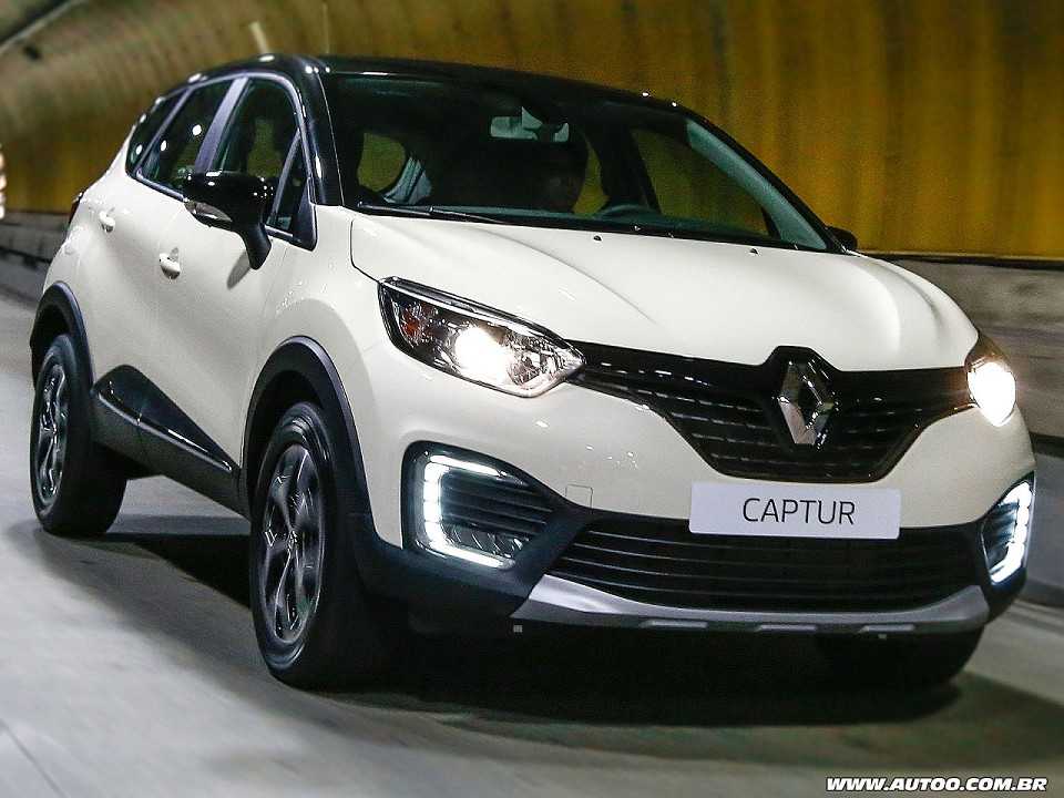 RenaultCaptur 2017 - ngulo frontal