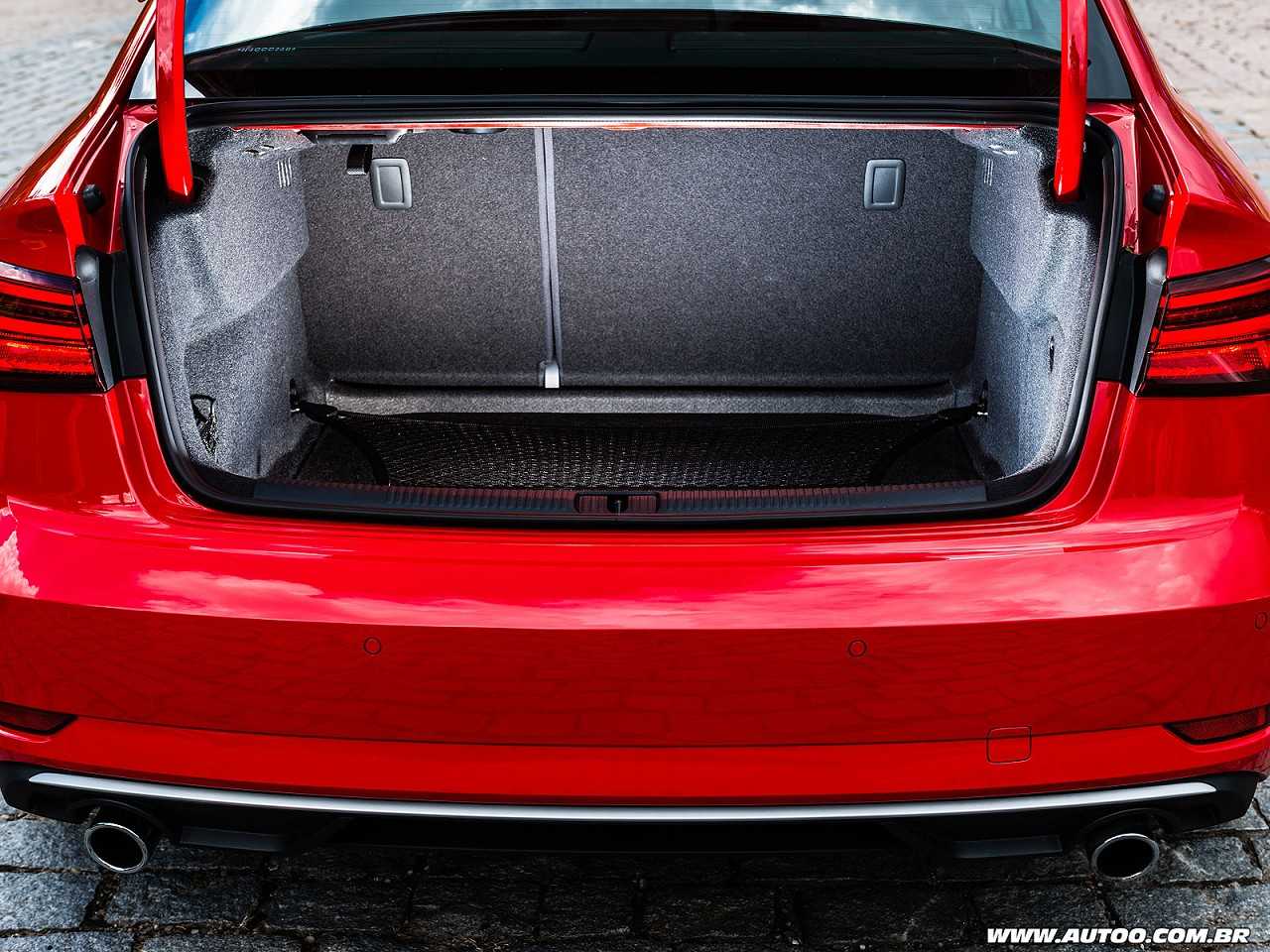 AudiA3 Sedan 2017 - porta-malas