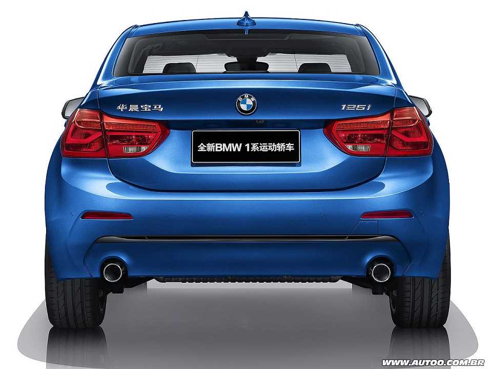 BMWSrie 1 Sedan 2017 - traseira