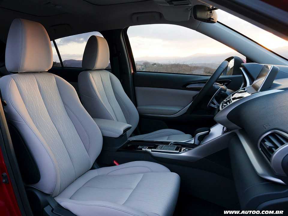 Mitsubishi�Eclipse Cross 2018 - bancos dianteiros
