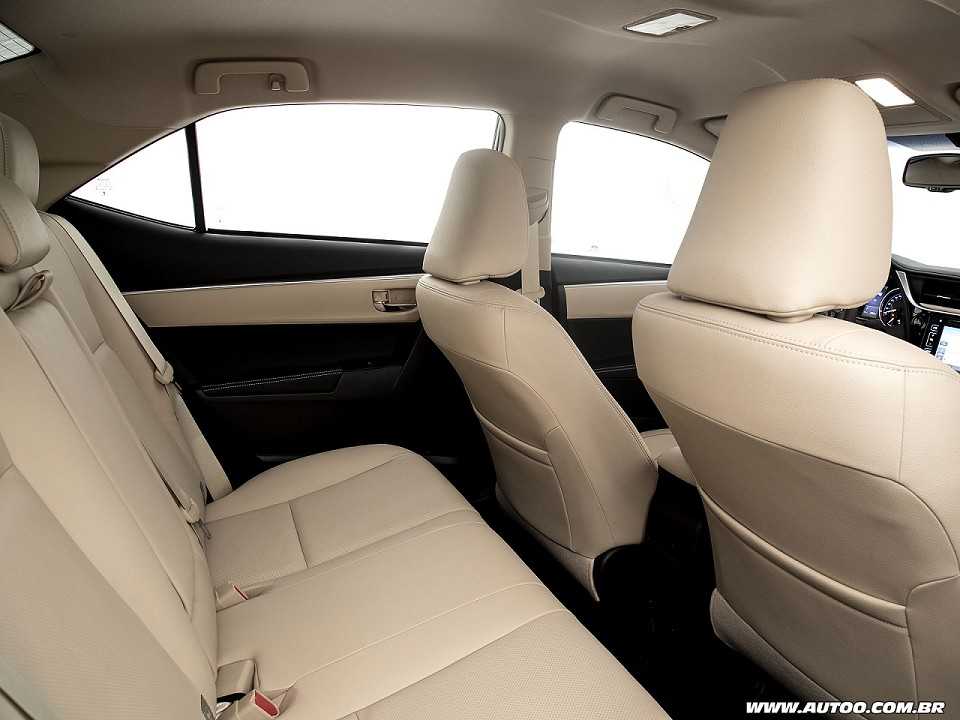 Toyota�Corolla 2018 - bancos traseiros