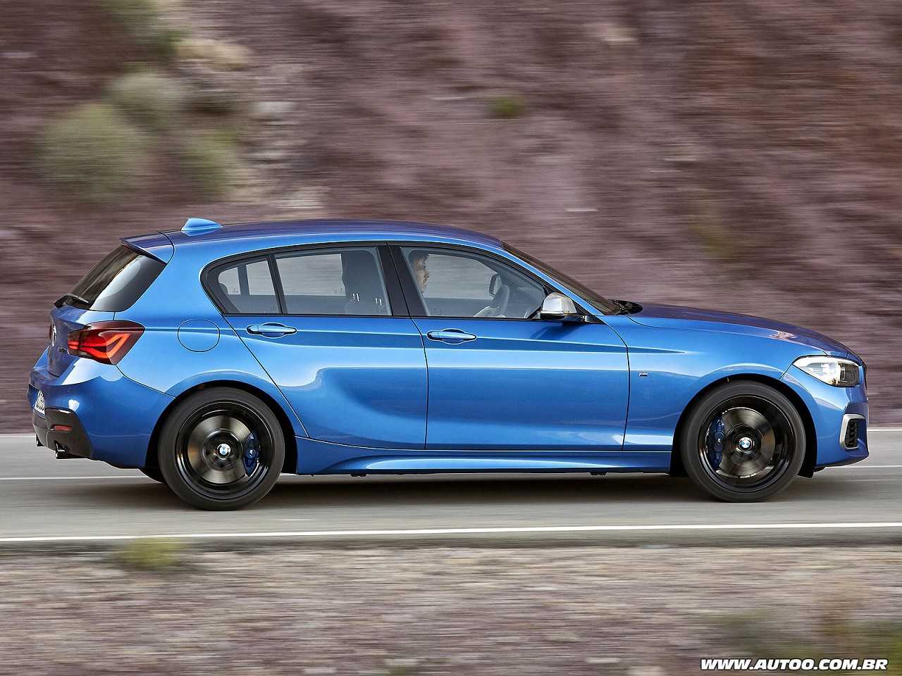 BMW�S�rie 1 2018 - lateral