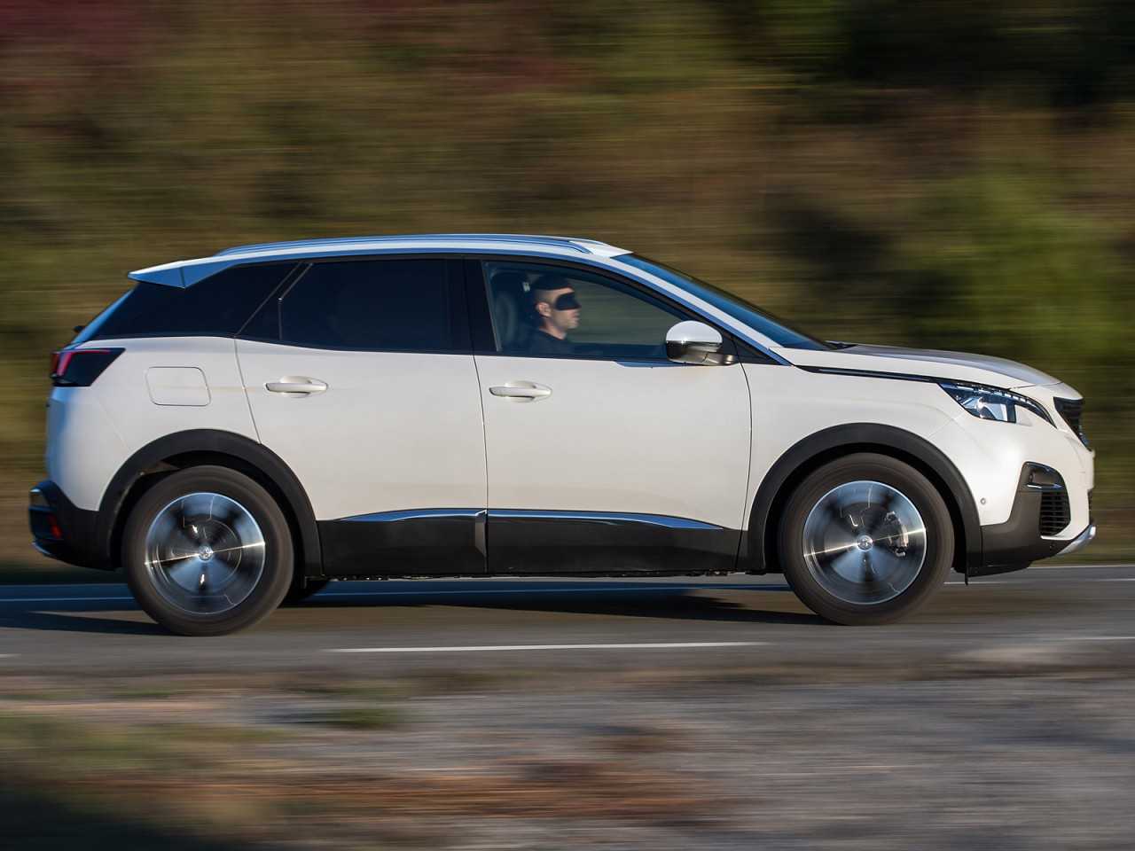 Peugeot3008 2018 - lateral