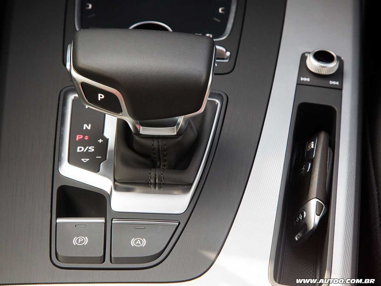 Audi�Q5 - Foto 12 de 27 - 1600 x 1200 pixels2018 - console central