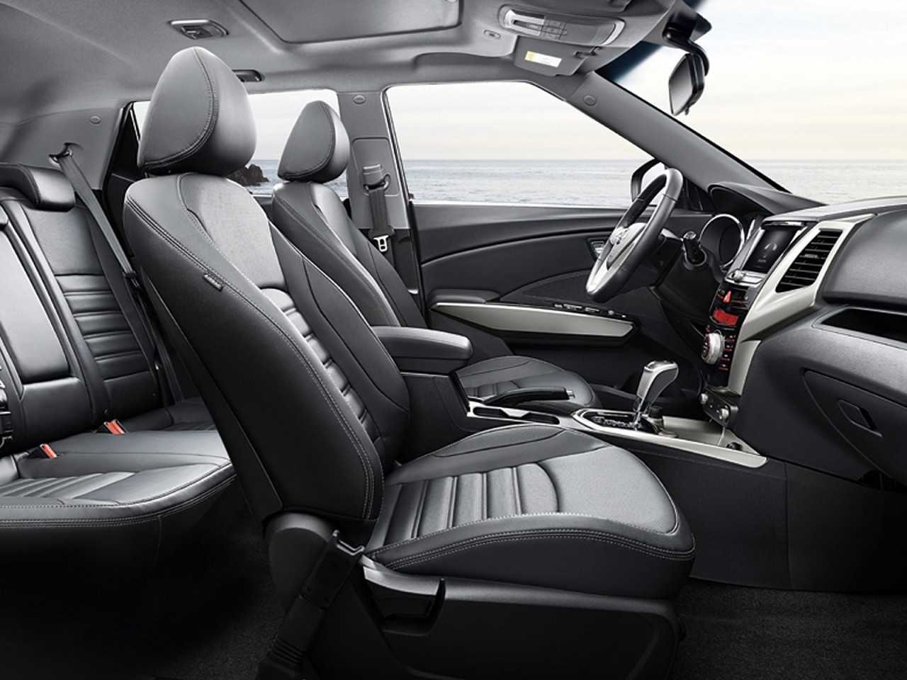 SsangYong�Tivoli - Foto 18 de 24 - 1600 x 1200 pixels2018 - bancos dianteiros