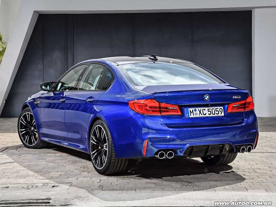 BMW�M5 2018 - �ngulo traseiro