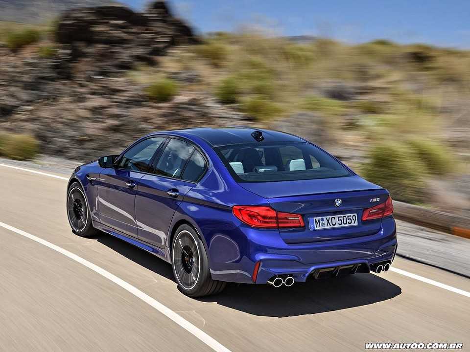 BMW�M5 2018 - �ngulo traseiro