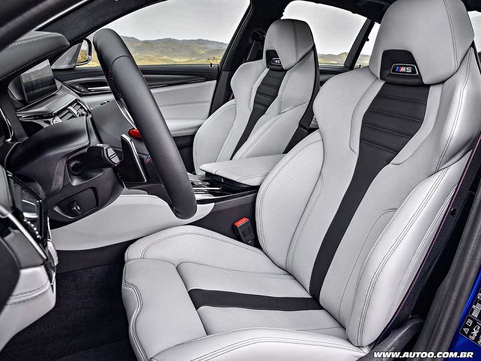 BMW�M5 2018 - bancos dianteiros