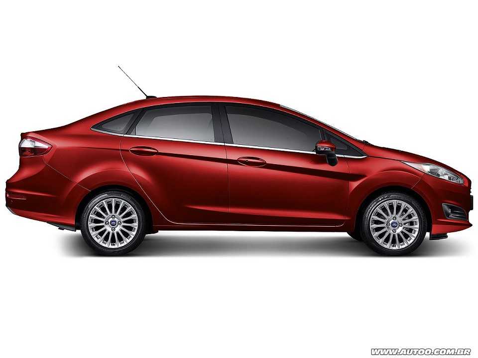Ford�Fiesta Sedan 2017 - lateral