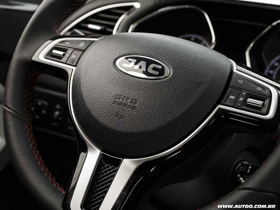 JAC�T40 2018 - volante
