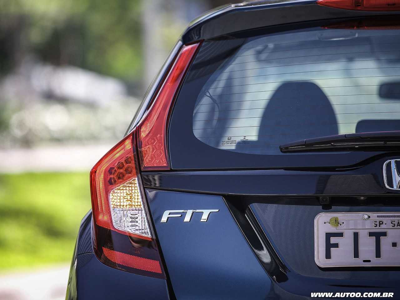 Honda�Fit 2018 - lanternas