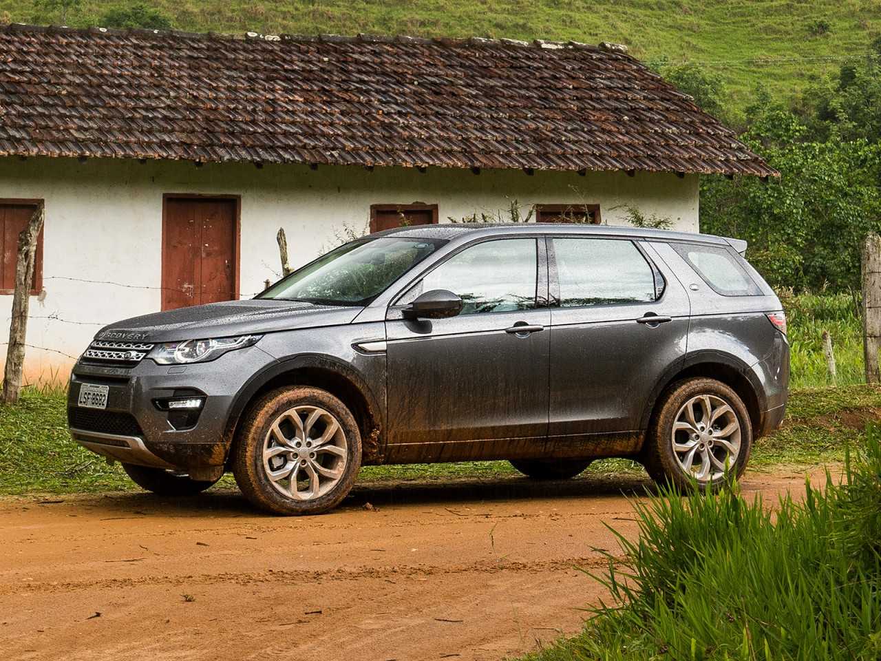 Land RoverDiscovery Sport 2017 - ngulo frontal