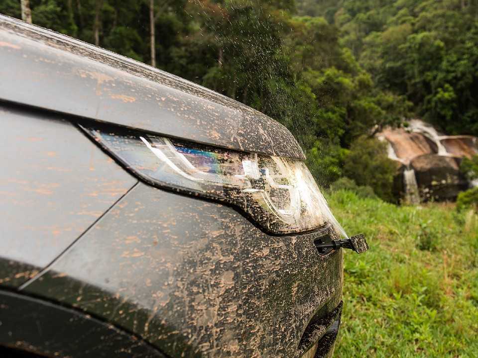 Land Rover�Discovery Sport 2017 - far�is
