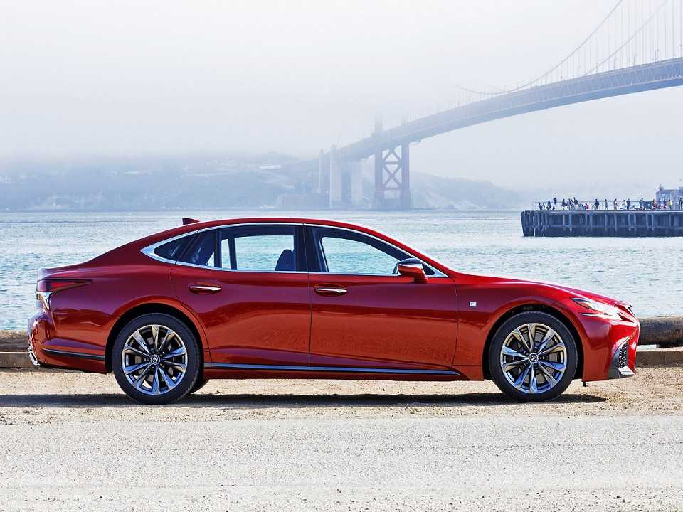 Lexus�LS 2018 - lateral
