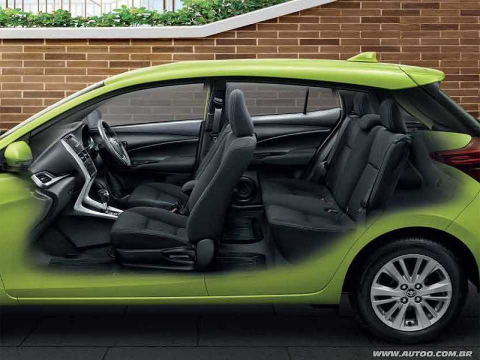 Toyota�Yaris 2018 - bancos dianteiros