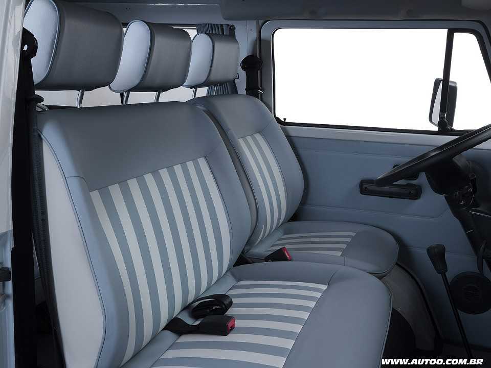 Volkswagen�Kombi 2014 - bancos dianteiros