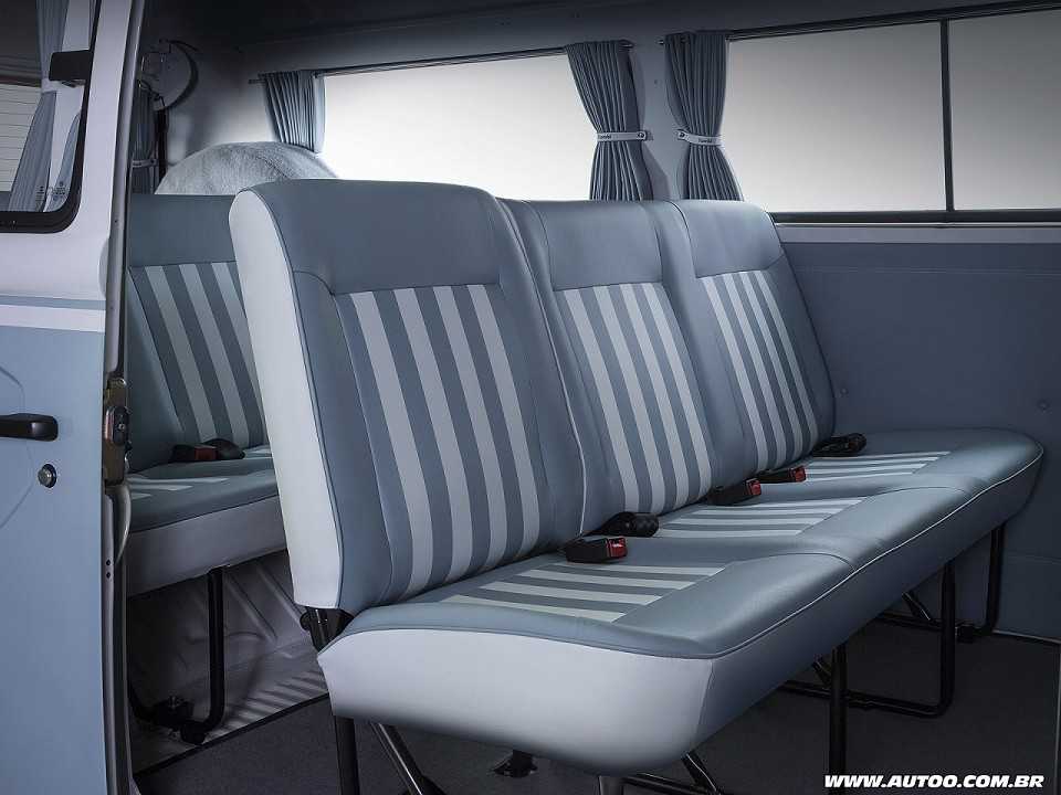 Volkswagen�Kombi 2014 - bancos traseiros