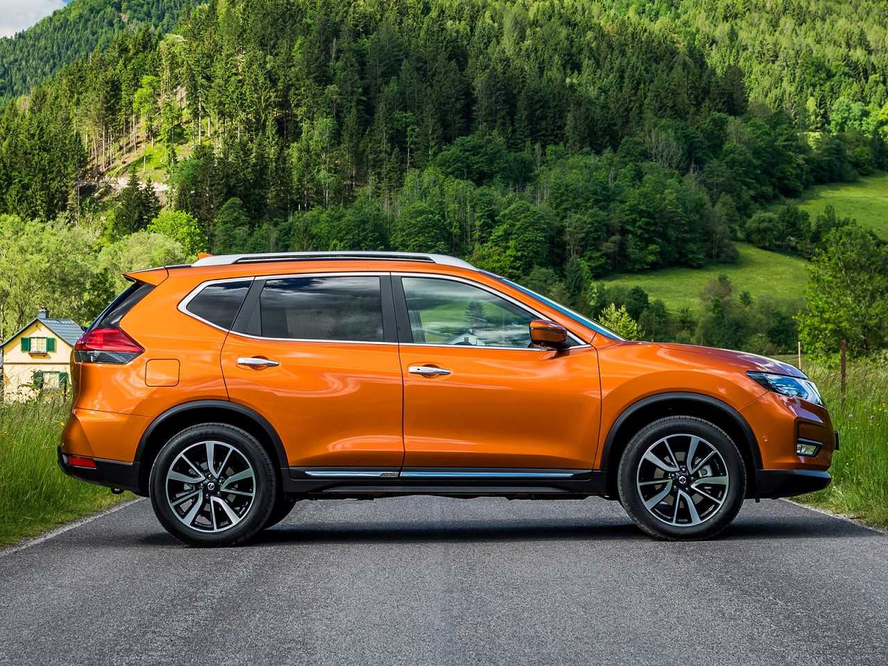 NissanX-Trail 2018 - lateral