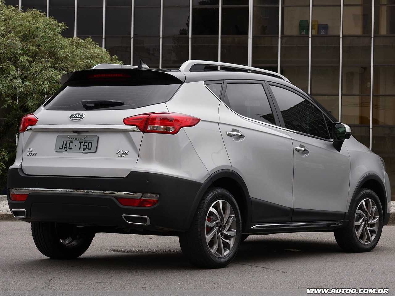 JAC�T50 2019 - �ngulo traseiro