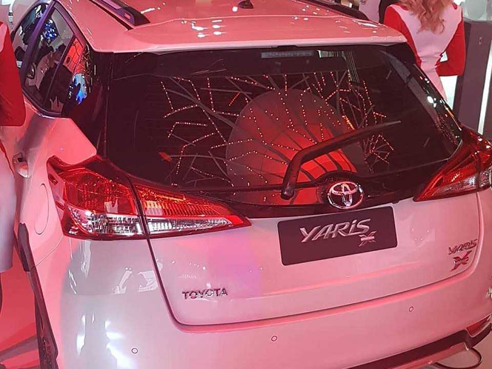 Toyota�Yaris 2019 - lanternas