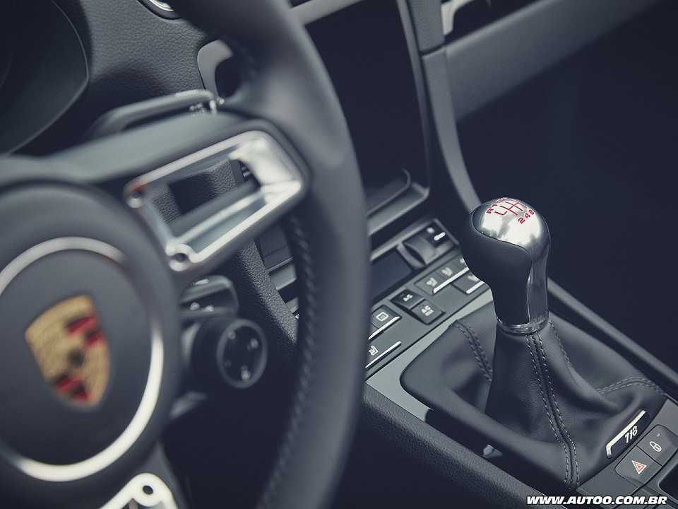 Porsche�718 Boxster 2019 - c�mbio