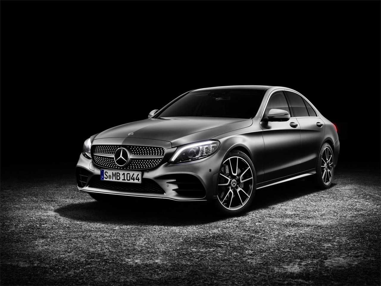 Mercedes-Benz�Classe C 2019 - �ngulo frontal