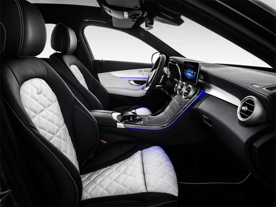Mercedes-Benz�Classe C 2019 - bancos dianteiros