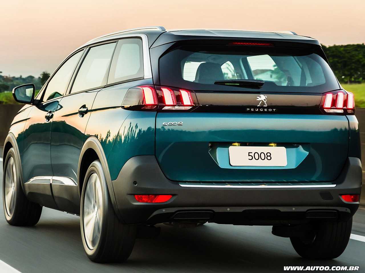 Peugeot�5008 - Foto 9 de 22 - 1600 x 1200 pixels2019 - �ngulo traseiro