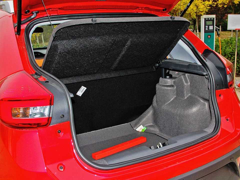 CAOA Chery�Tiggo 2 2018 - porta-malas