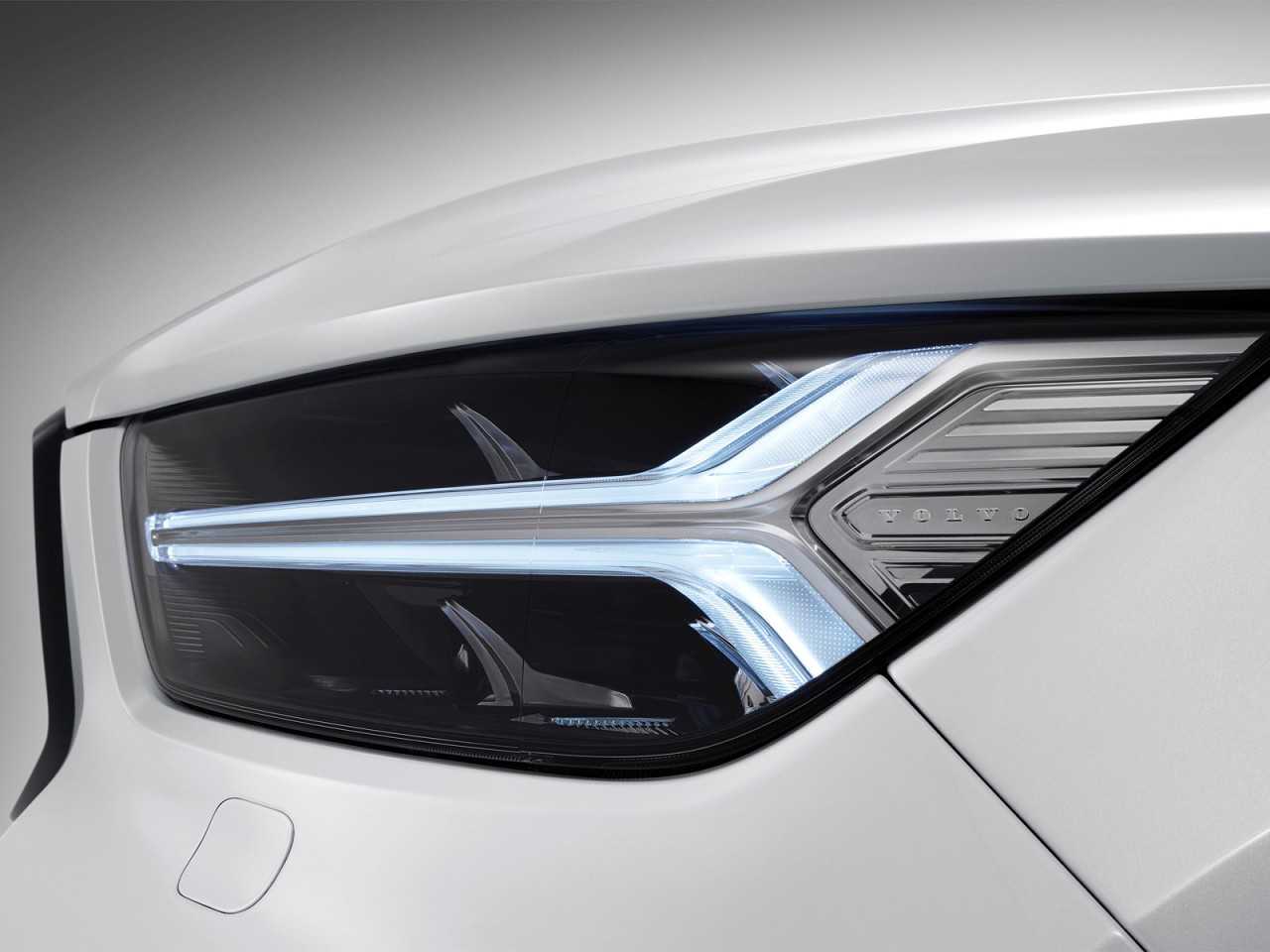 Volvo�XC40 2019 - far�is