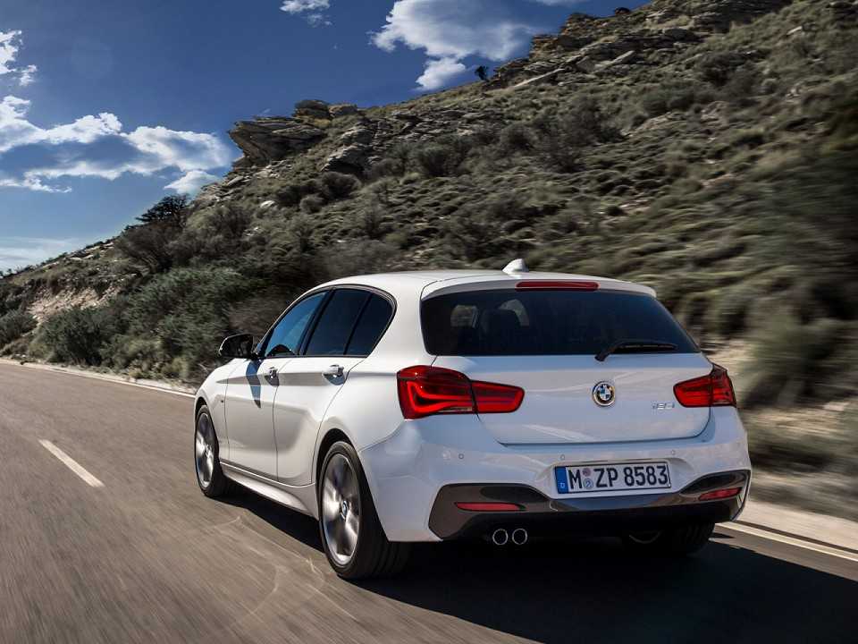 BMW�S�rie 1 2019 - �ngulo traseiro