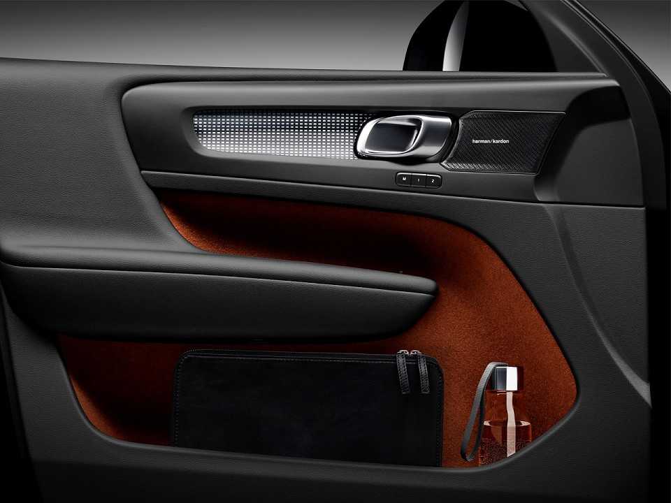 Volvo�XC40 2019 - portas