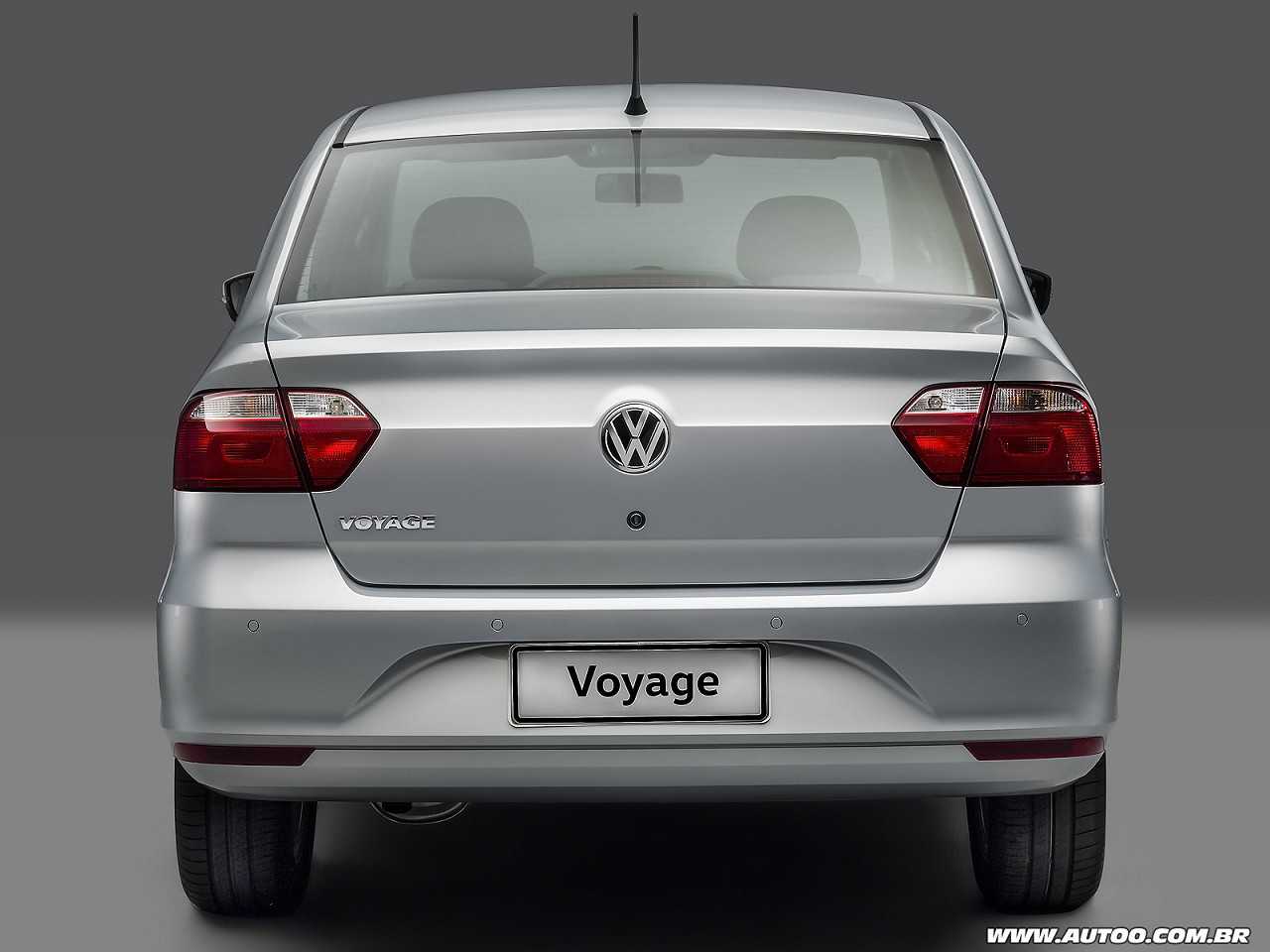 VolkswagenVoyage 2019 - traseira