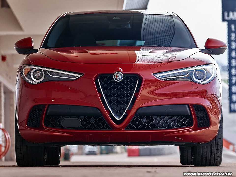 Alfa Romeo Stelvio Quadrifoglio 2018