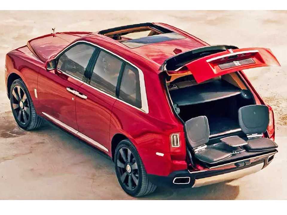 Rolls-RoyceCullinan 2019 - ngulo traseiro