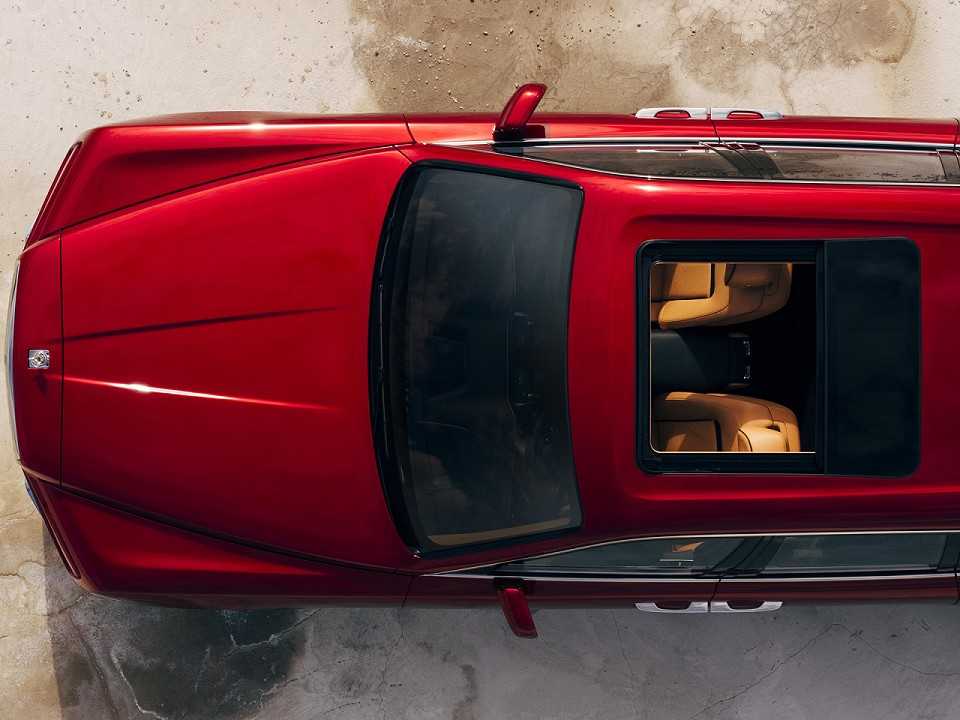 Rolls-Royce�Cullinan 2019 - �ngulo frontal