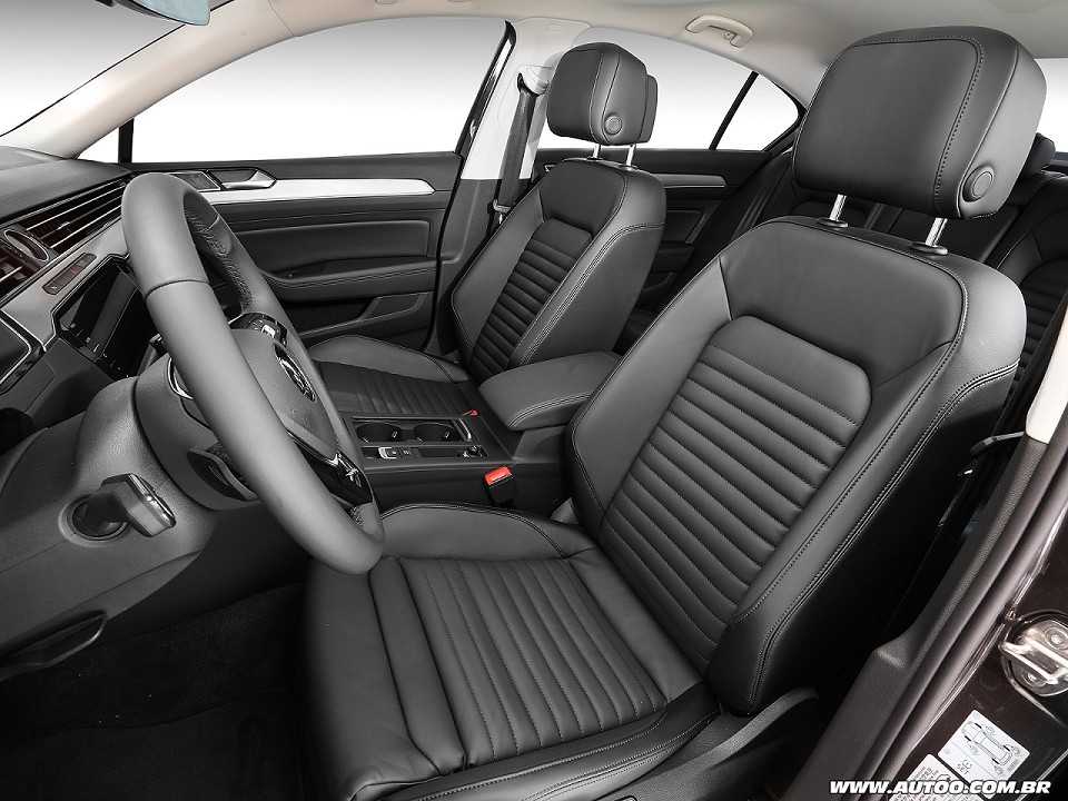 Volkswagen�Passat 2018 - bancos dianteiros