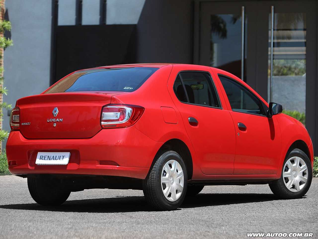 Renault Logan Authentique 1.0 Renault Logan Authentique 1.0