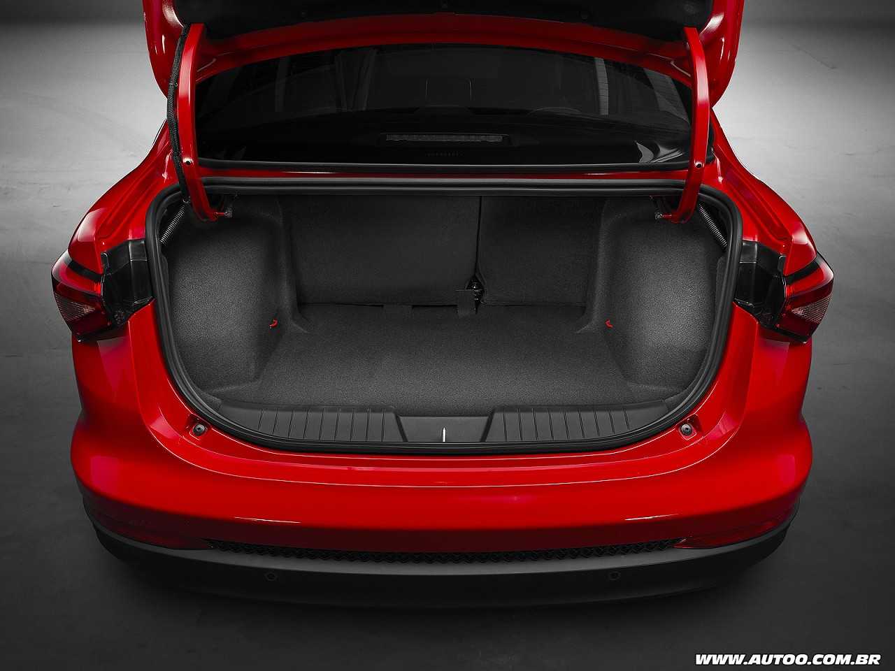 Fiat�Cronos 2019 - porta-malas