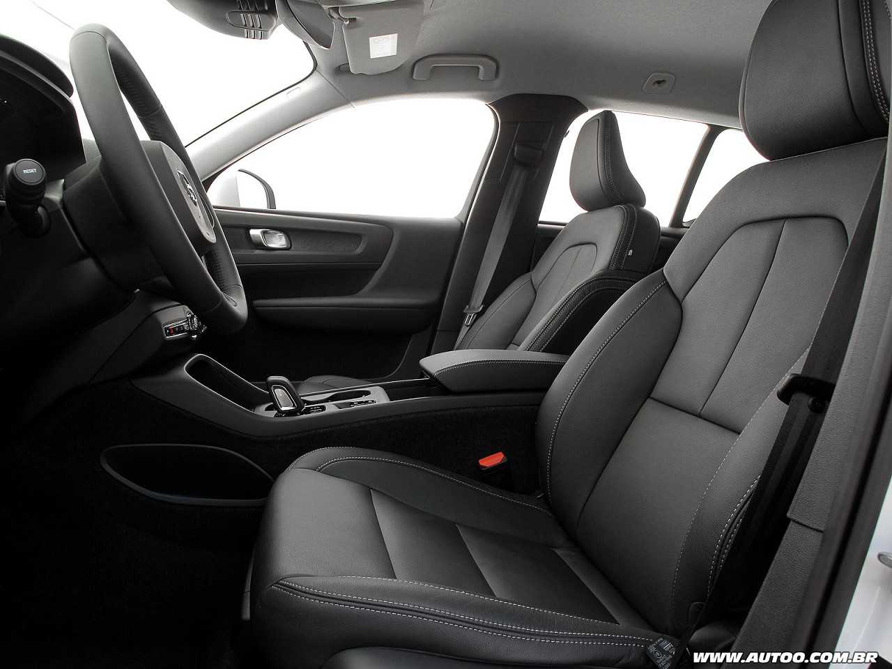 Volvo�XC40 2019 - bancos dianteiros