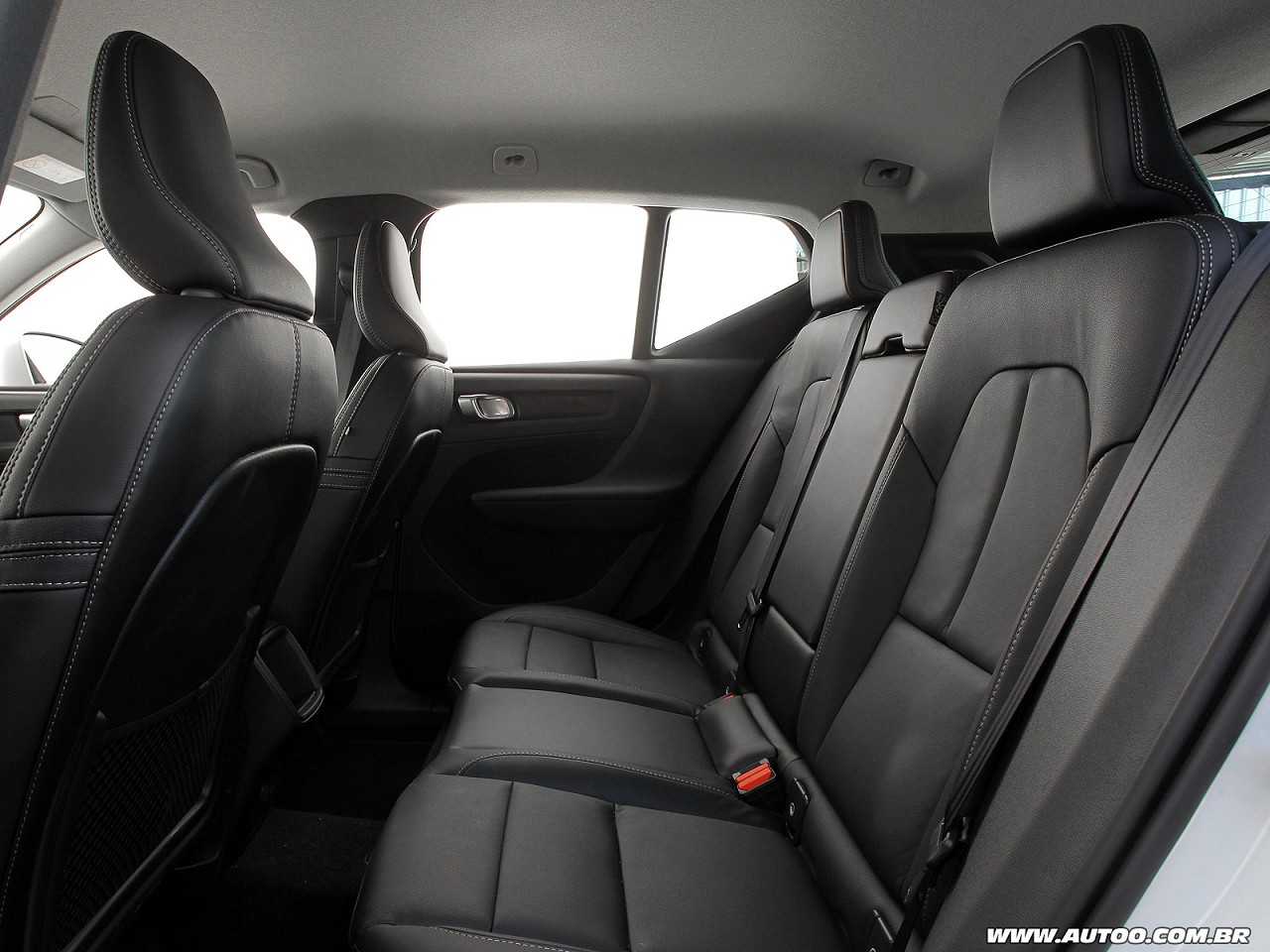 Volvo�XC40 - Foto 51 de 107 - 1600 x 1200 pixels2019 - bancos traseiros