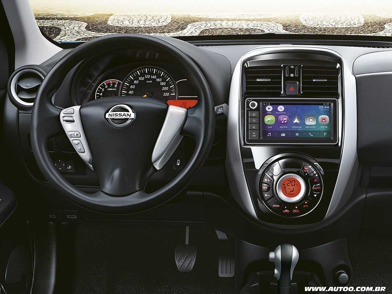 Nissan�March 2019 - painel