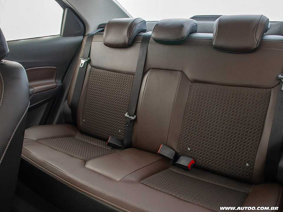 Chevrolet�Cobalt 2019 - bancos traseiros