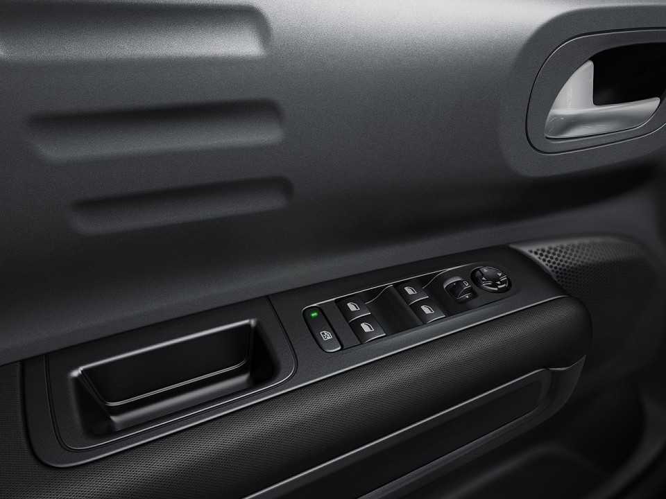 Citro�n�C4 Cactus 2019 - portas