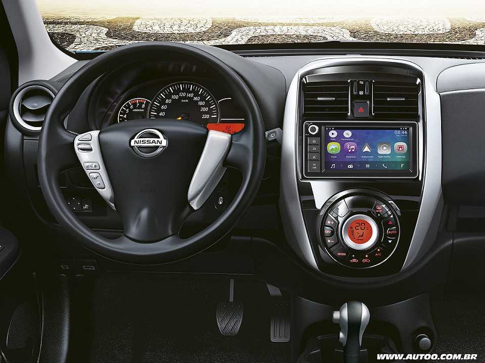 NissanMarch 2019 - painel