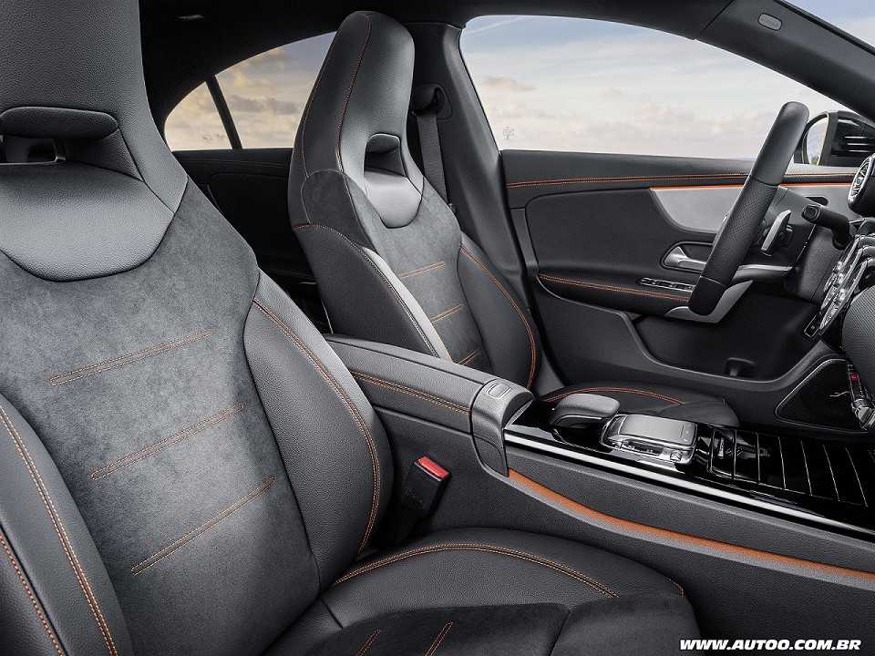 Mercedes-Benz�CLA 2020 - bancos dianteiros
