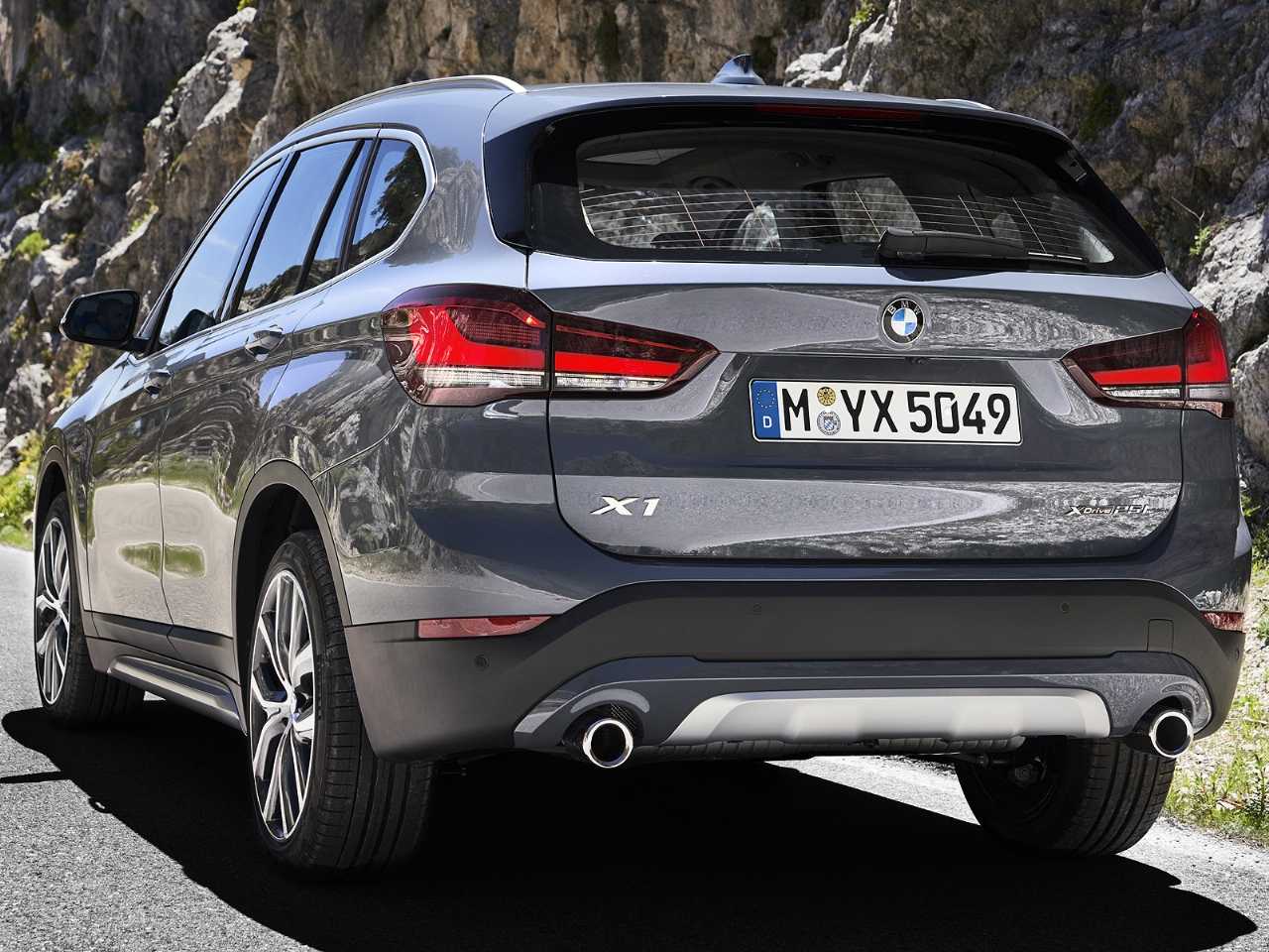 BMWX1 2020 - ngulo traseiro