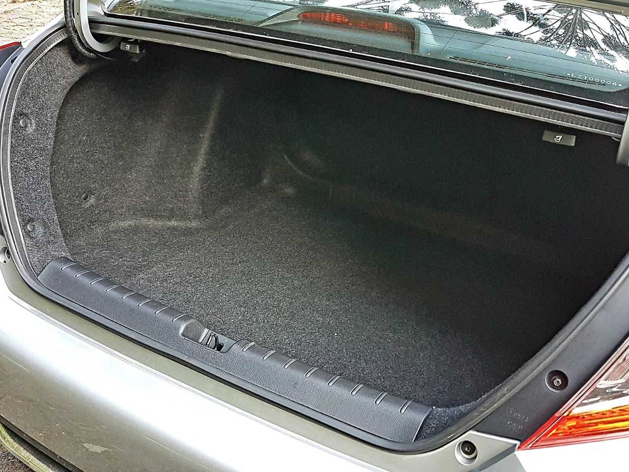Honda�Civic 2020 - porta-malas